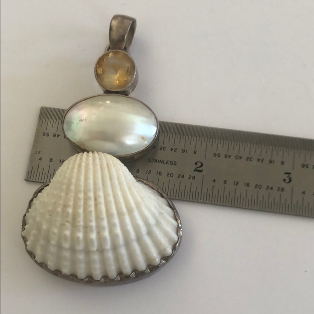 Sterling silver Clam Shell Mop Citrine Pendant - Picture 5 of 8
